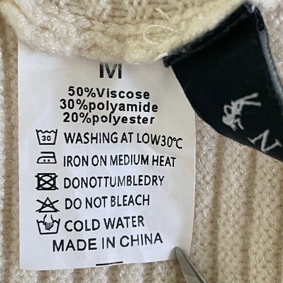 Cream Ribbed Texture Relaxed Turtleneck Sweater MED Minimalist Casual Clean Girl - Picture 6 of 6